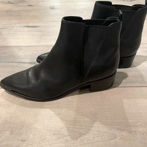Marc Fisher LTD Yale Chelsea Boot (size 8.5)